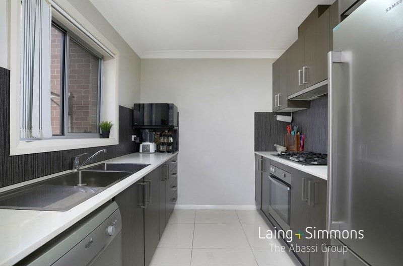 13/5 Rafter Parade, Ropes Crossing NSW 2760 - Townhouse For Rent | Domain