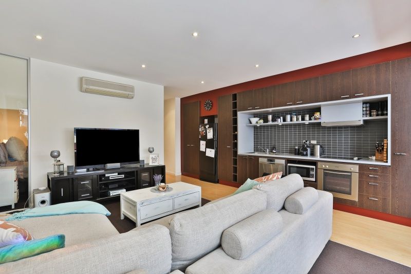 1 bedrooms Apartment / Unit / Flat in 102/18 Tanner Street RICHMOND VIC, 3121
