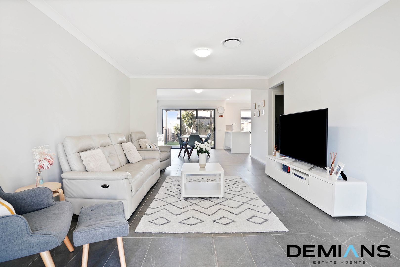 7 Kermond Walk, Moorebank NSW 2170, Image 1