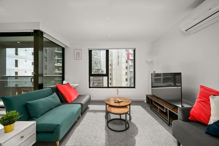 1 bedrooms Apartment / Unit / Flat in 804/43 Hancock Street SOUTHBANK VIC, 3006