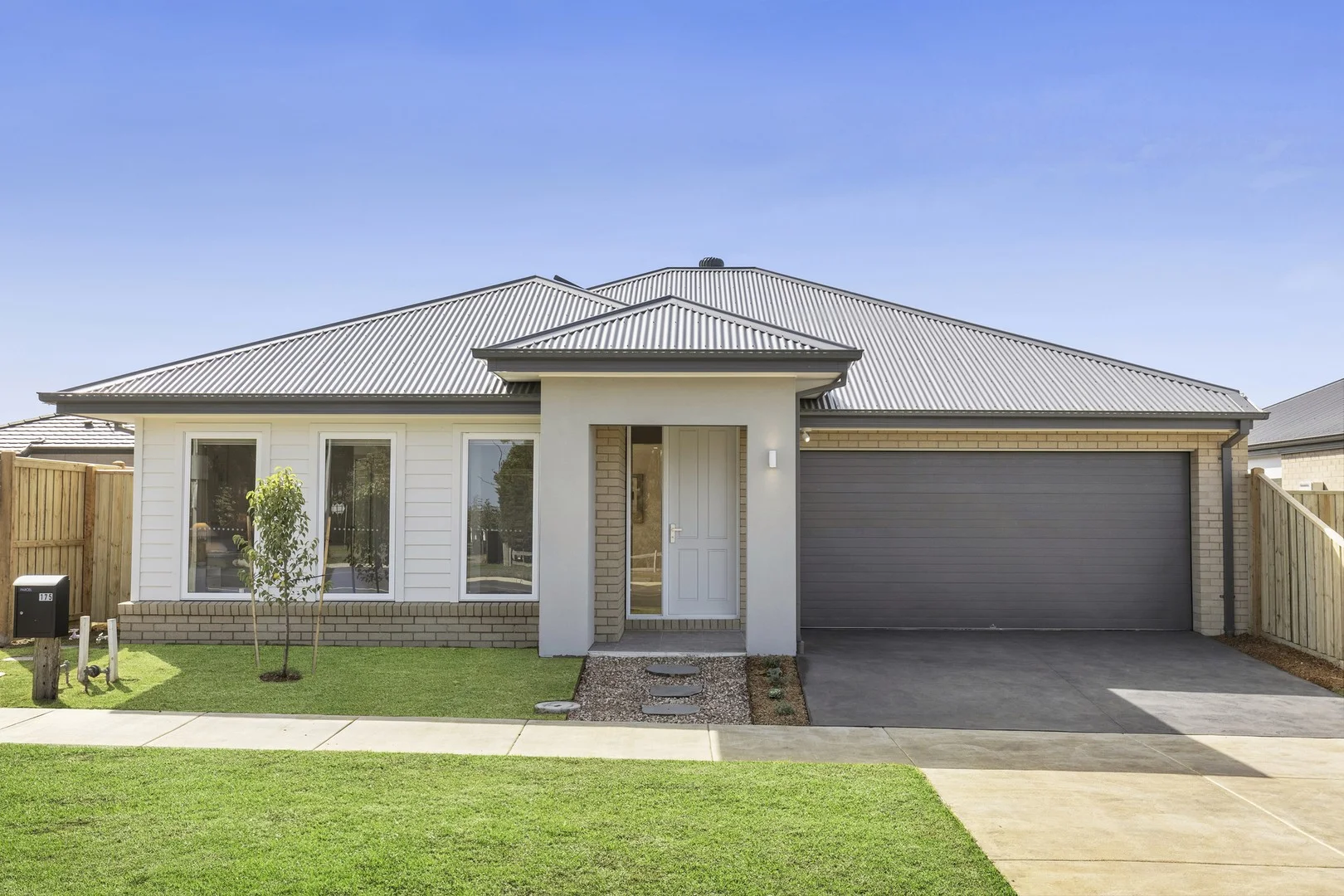 175 Burvilles Road, Armstrong Creek VIC 3217