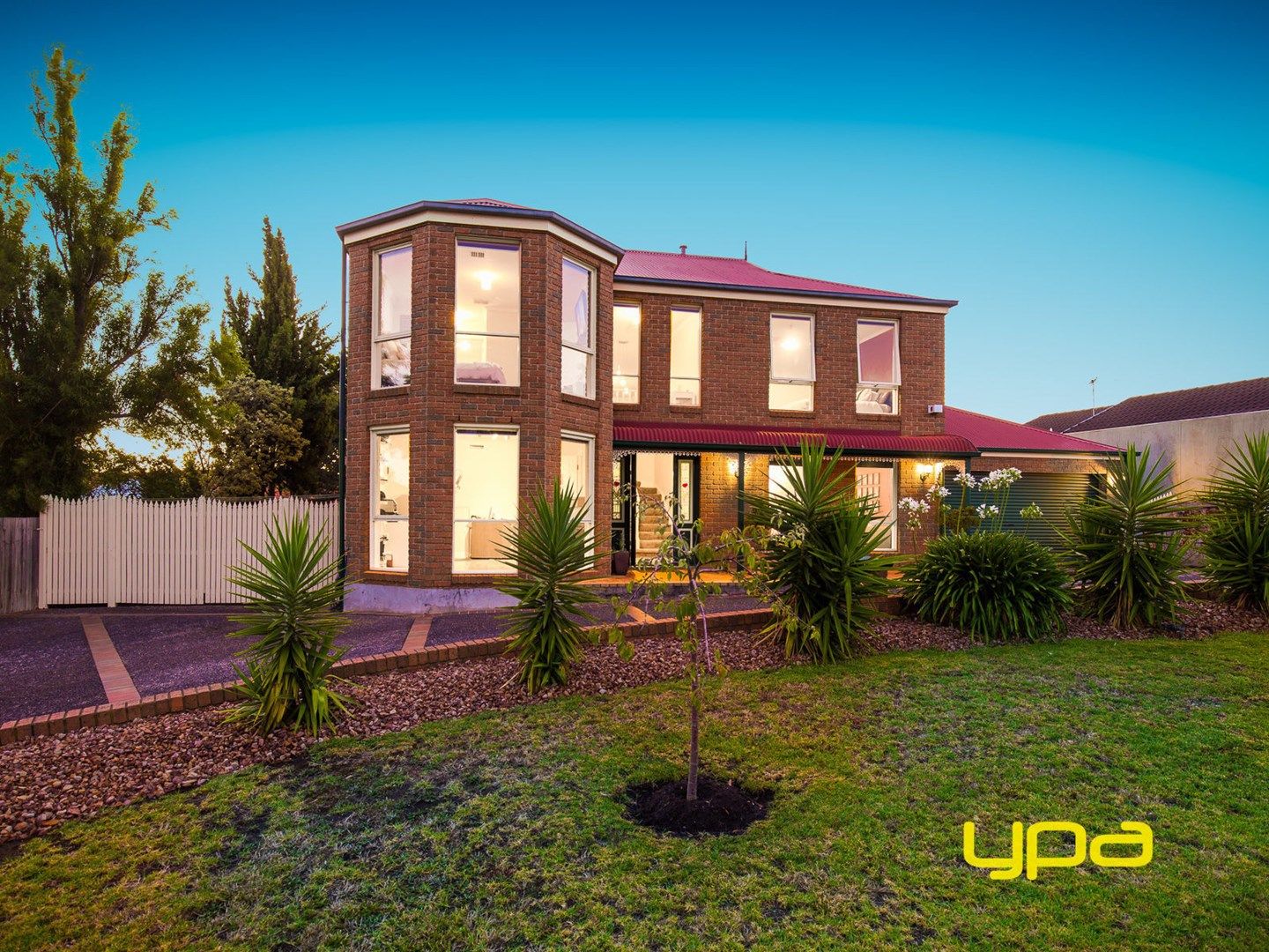 2 Halstead Court, Hillside VIC 3037, Image 0