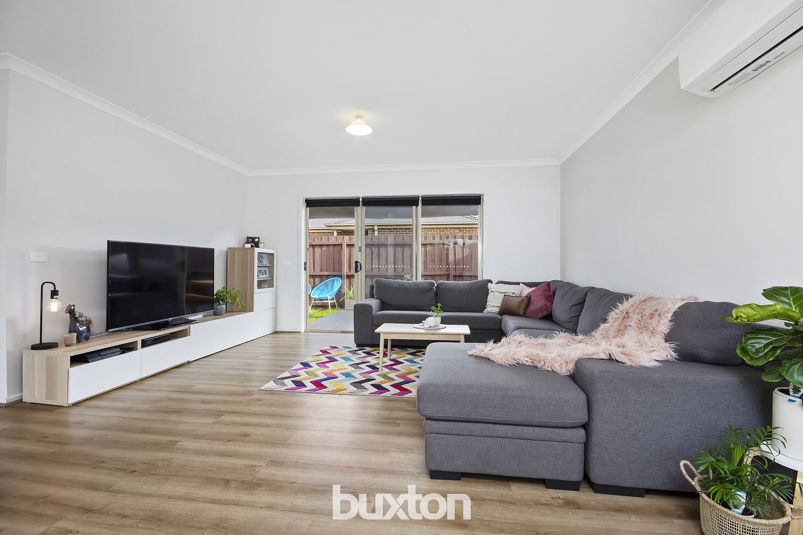 2/18 Curletts Road, Lara VIC 3212, Image 1