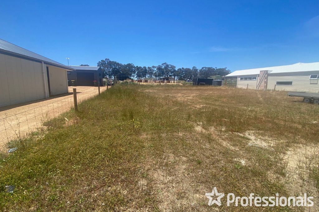Vacant land in 5 Rivulet Place, COWARAMUP WA, 6284