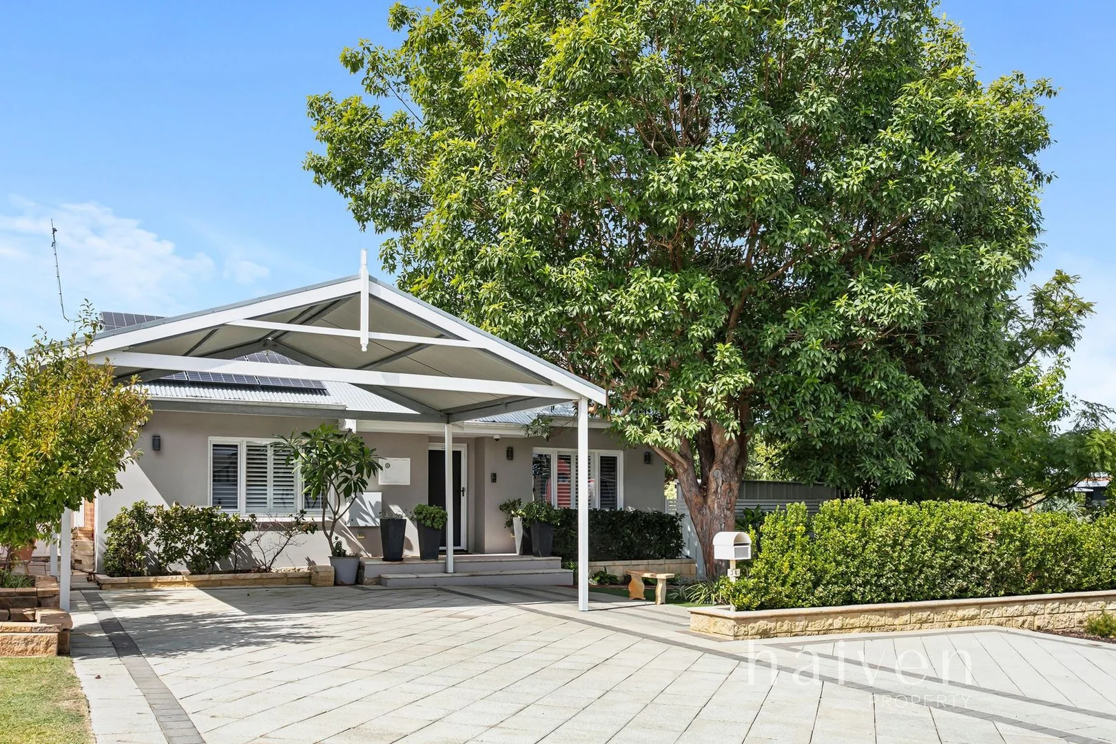 34 Latham Street, Alfred Cove WA 6154