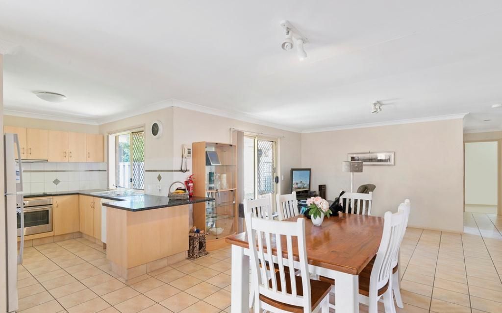 32 Tussock Crescent, Elanora QLD 4221, Image 1