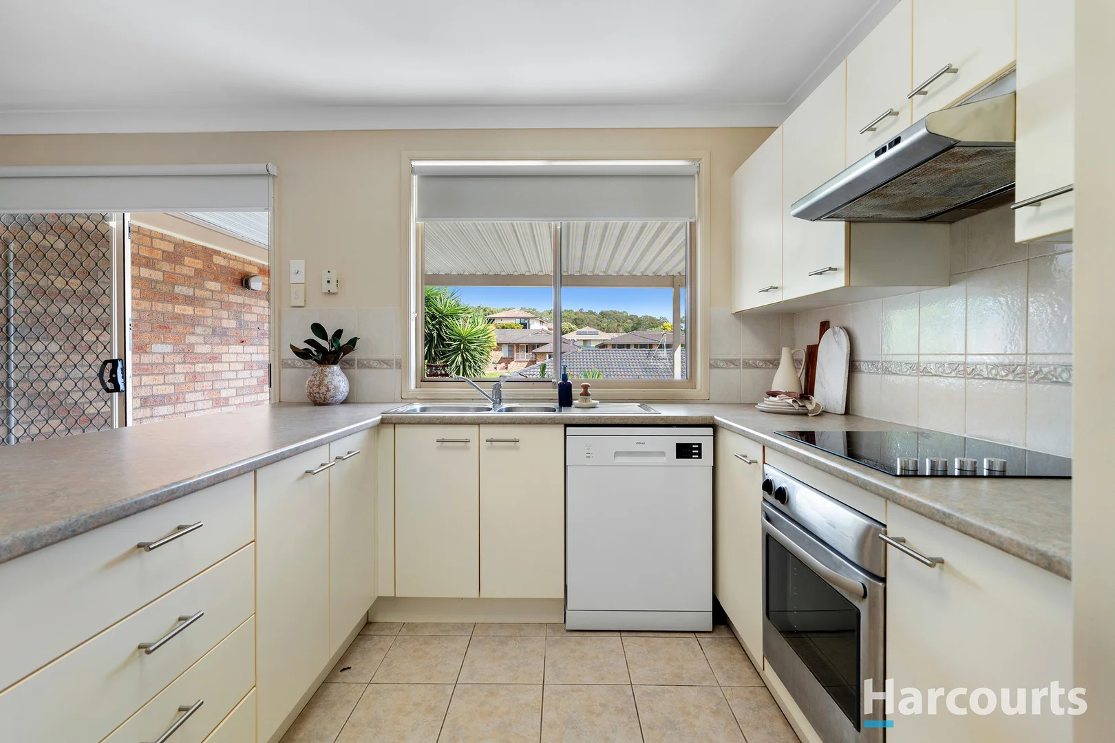 Additional image 7 of 24 Cypress Close, Fletcher NSW 2287