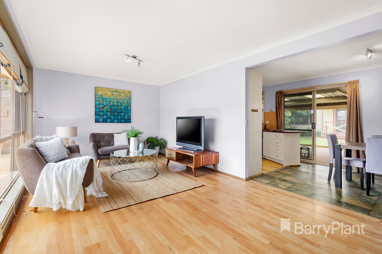 15 Bronsdon Court, Mill Park VIC 3082, Image 1