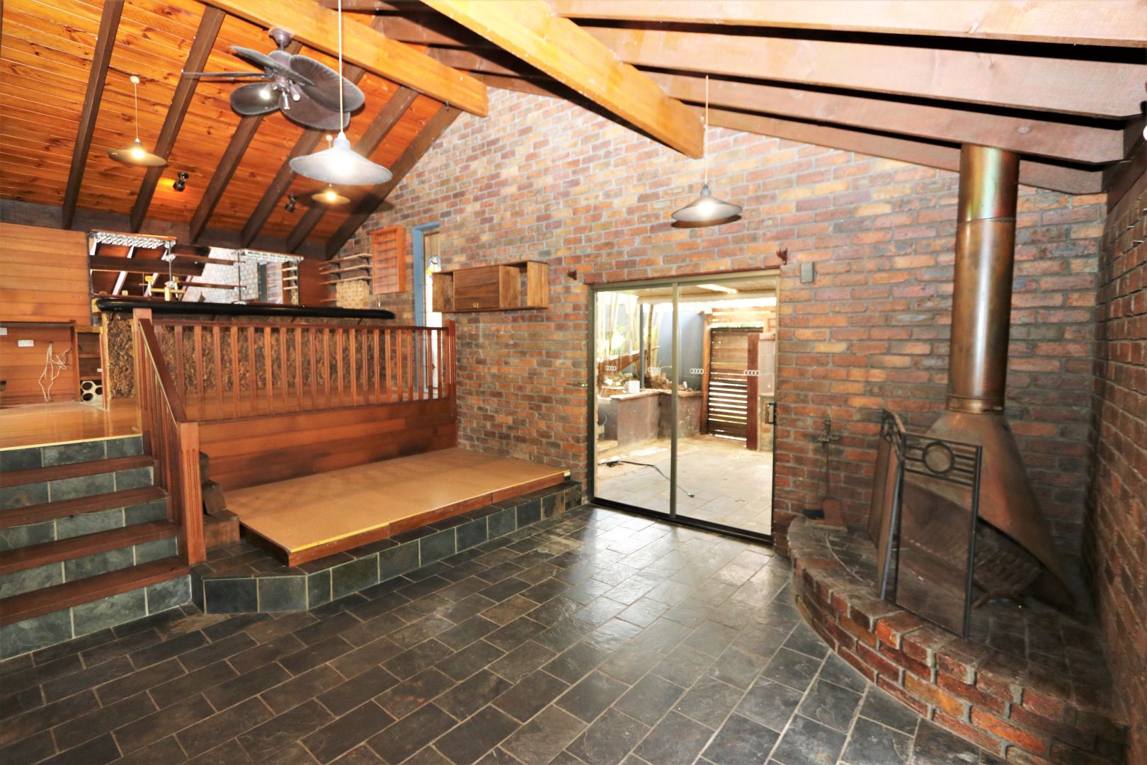 6 Patura Drive, Ashmore QLD 4214 House For Rent 800 Domain