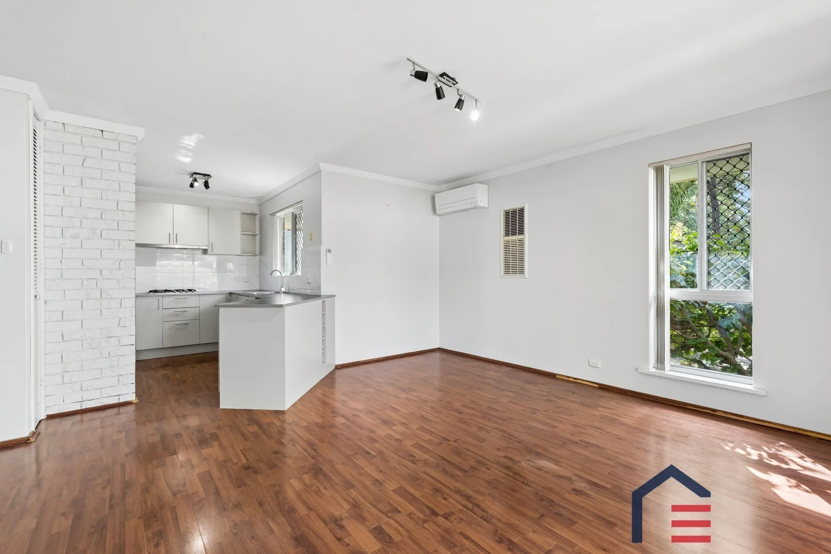 Additional image 8 of 3 Campbell Dr, Hillarys WA 6025