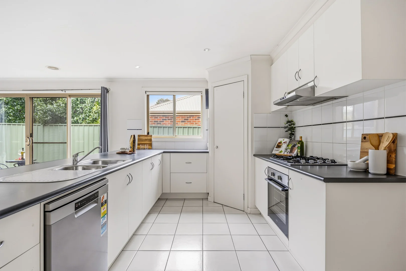 Additional image 10 of 78 Lake Gardens Avenue, Lake Gardens VIC 3355