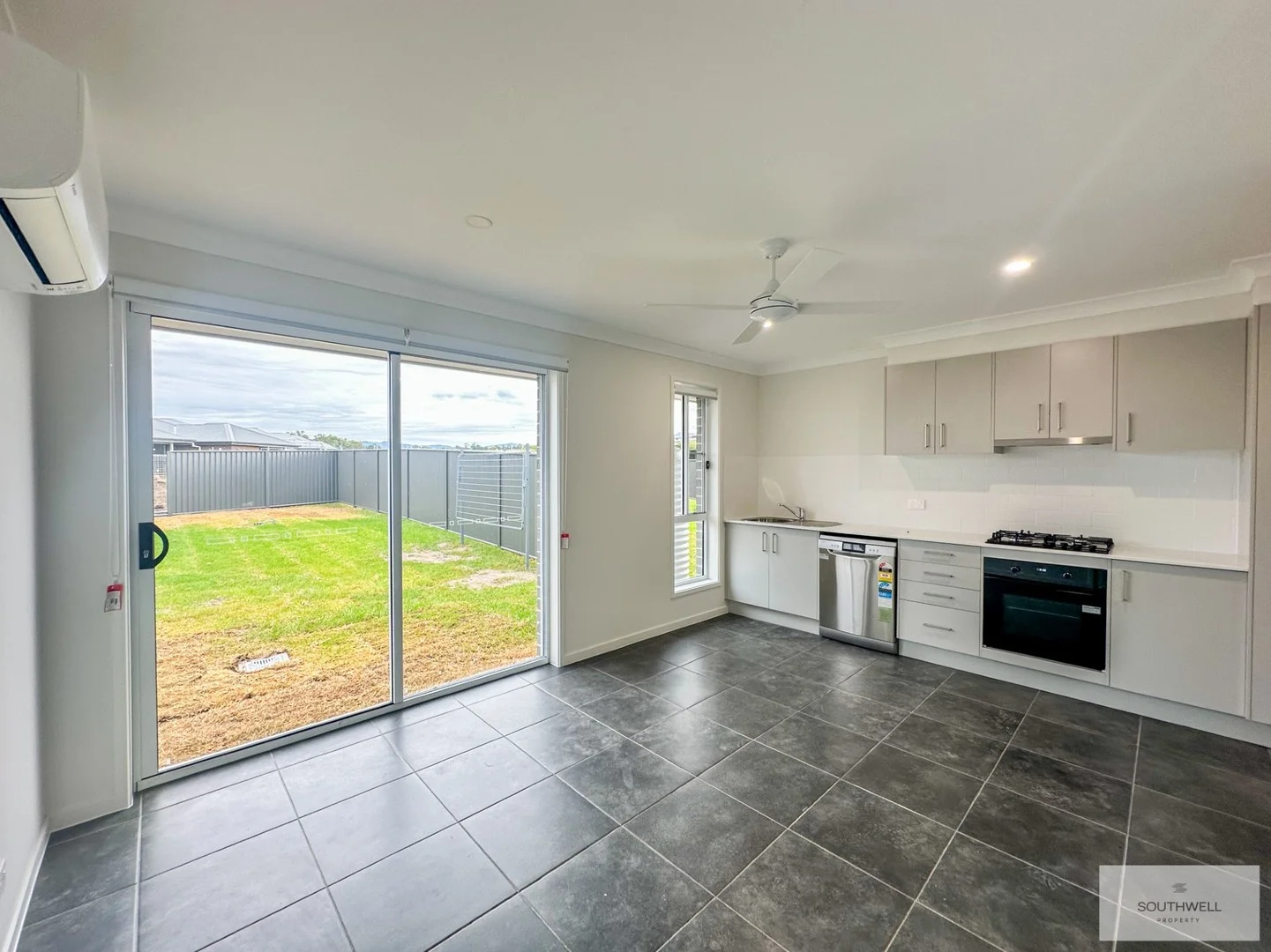 Primary image of 2/56 Station Street, Kootingal NSW 2352