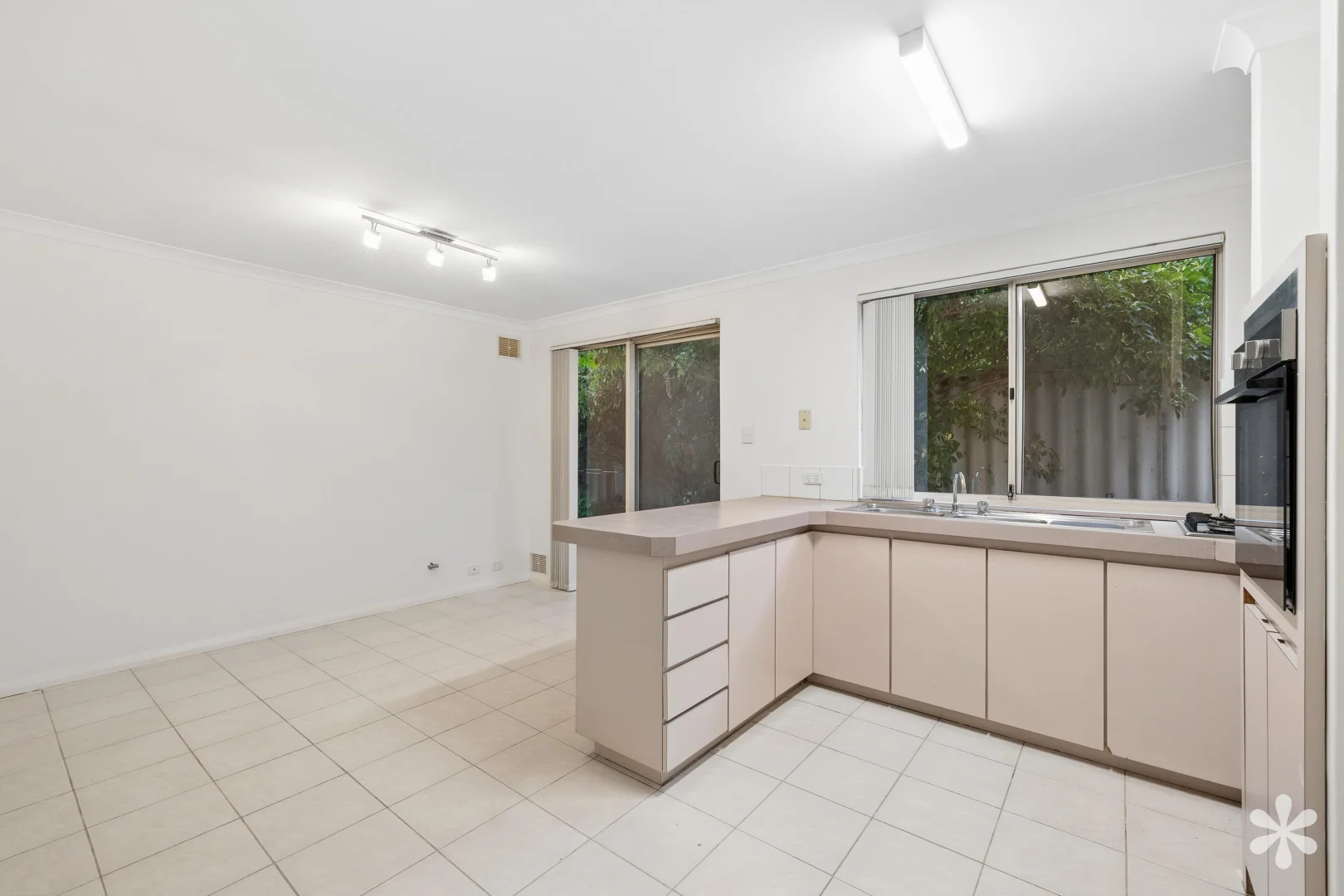 Additional image 2 of 4/148 Robert St, Como WA 6152