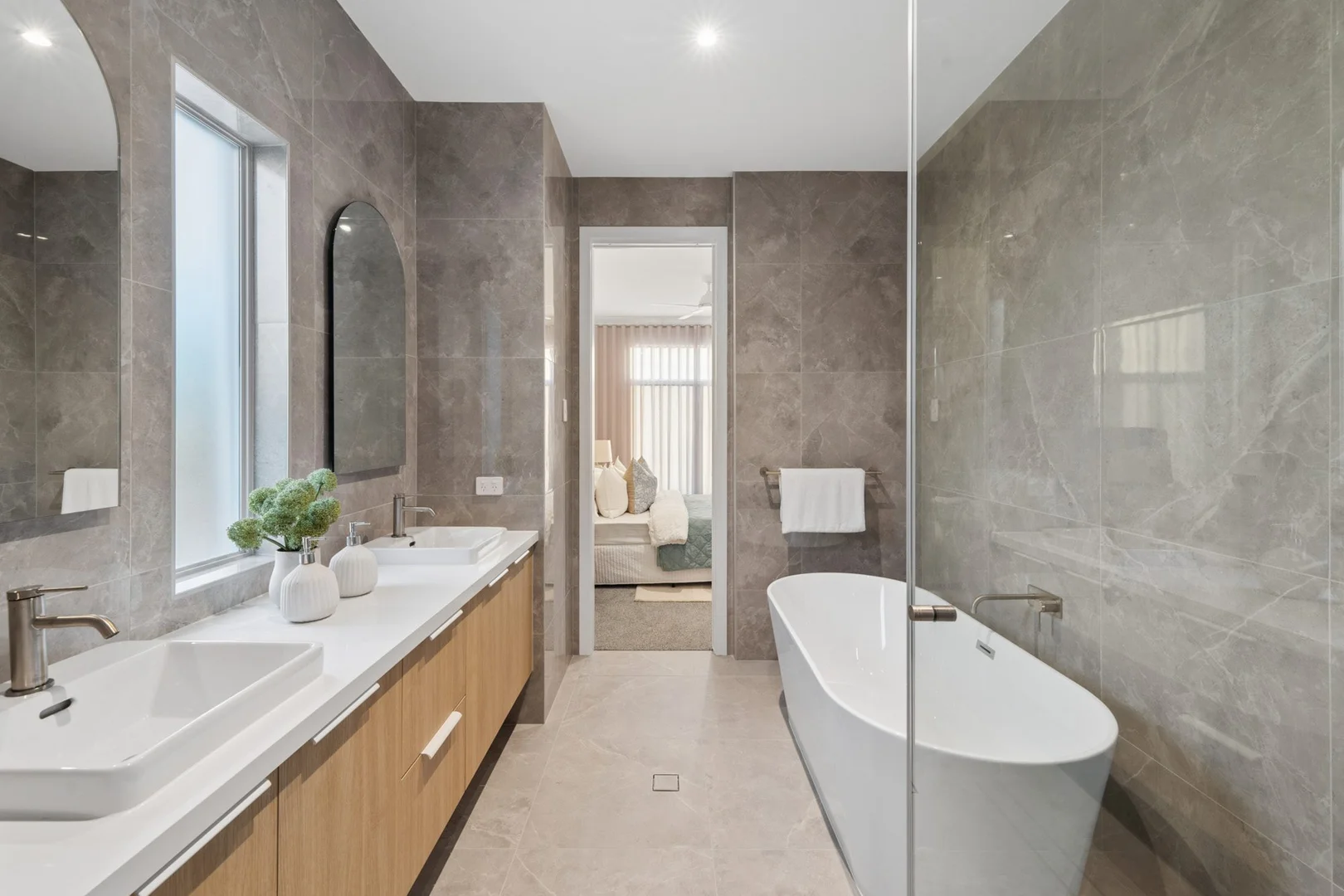 Additional image 17 of 19A Vespa Crescent, Isle Of Capri QLD 4217