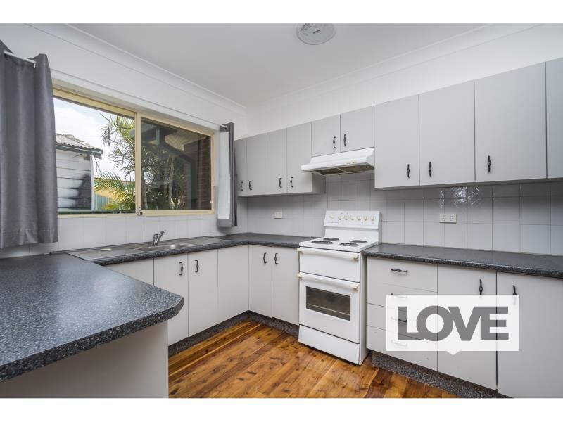 2 bedrooms Villa in 3/74 Braye Street MAYFIELD NSW, 2304