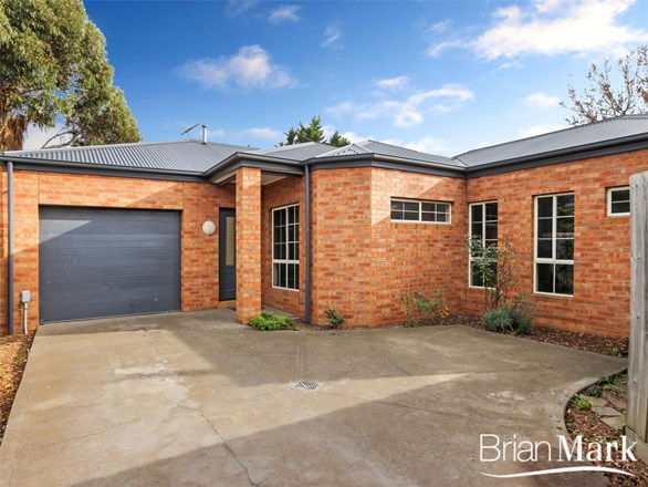 8A Melton Close, Werribee VIC 3030