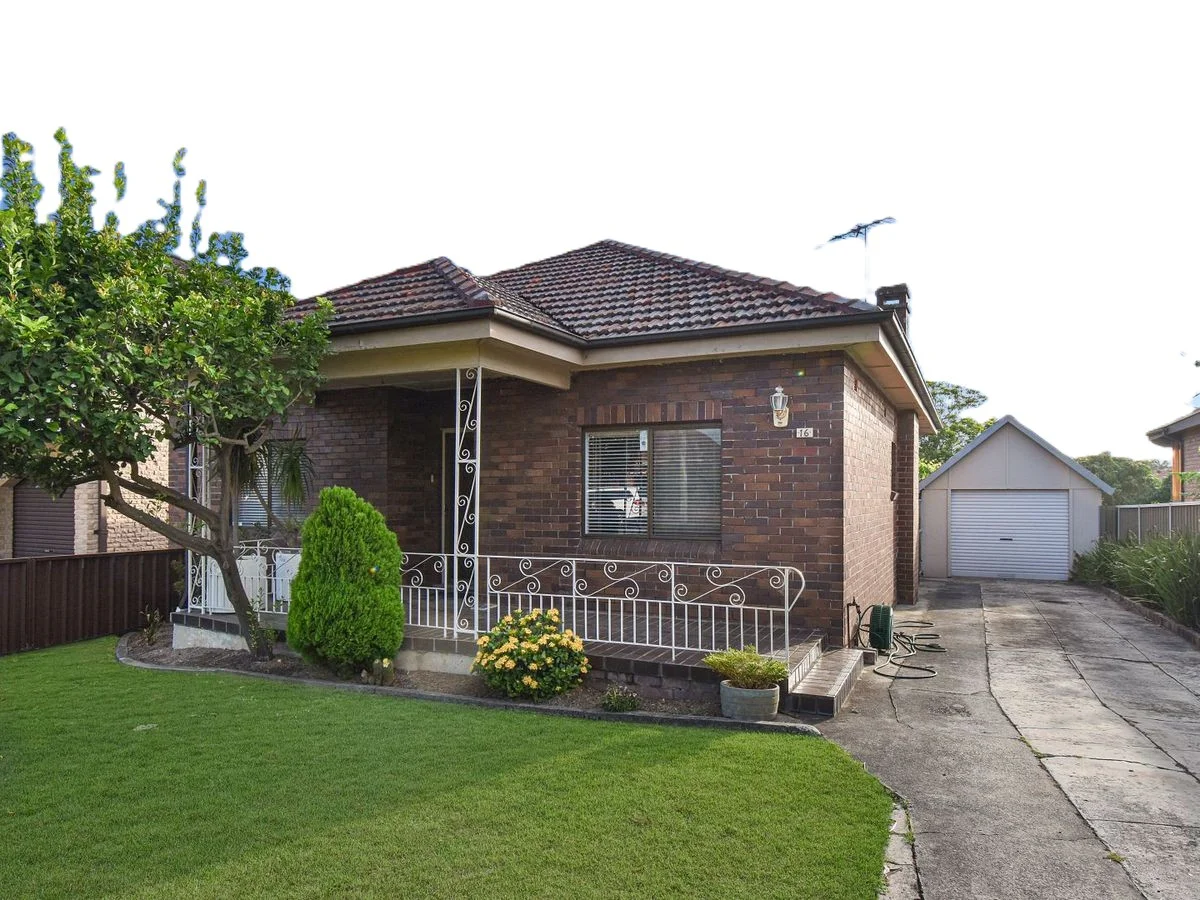 16 Cahill St, Beverly Hills NSW 2209