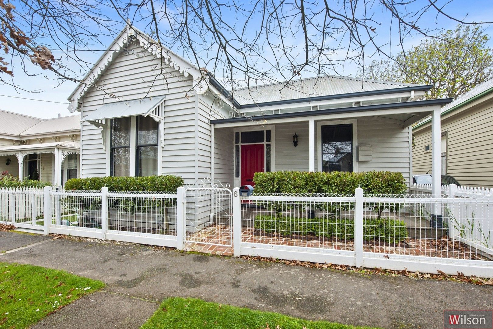 4 bedrooms House in 6 Frank Street BALLARAT CENTRAL VIC, 3350