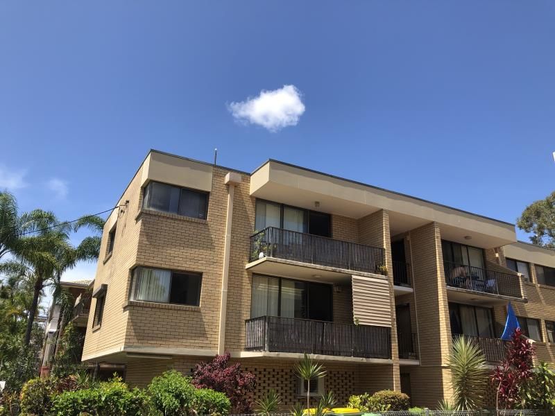 2 bedrooms Apartment / Unit / Flat in 1/16 Brighton Street BIGGERA WATERS QLD, 4216