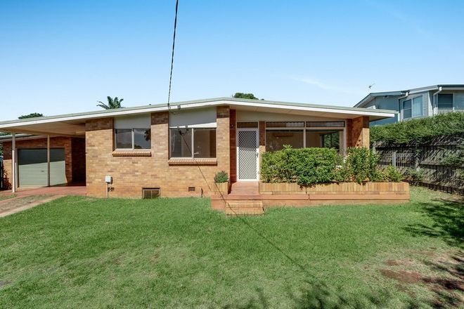Picture of 190 Alderley Street, CENTENARY HEIGHTS QLD 4350