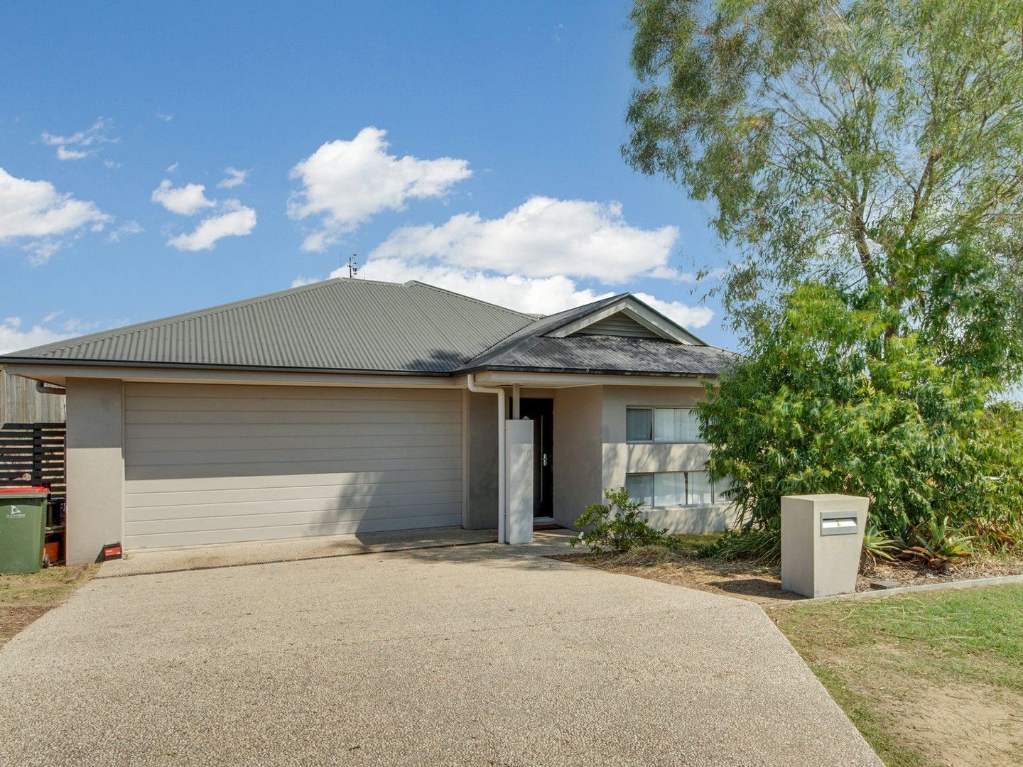 2 Buchanen Street, Boyne Island QLD 4680, Image 0