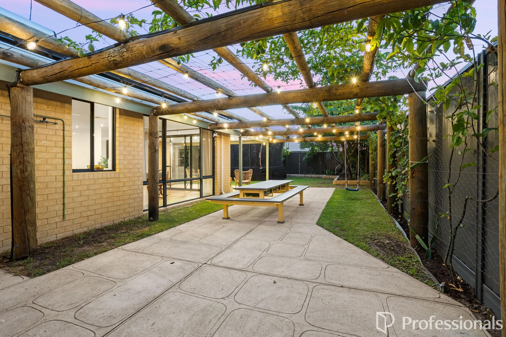 Additional image 21 of 67 Concord Terrace, Atwell WA 6164