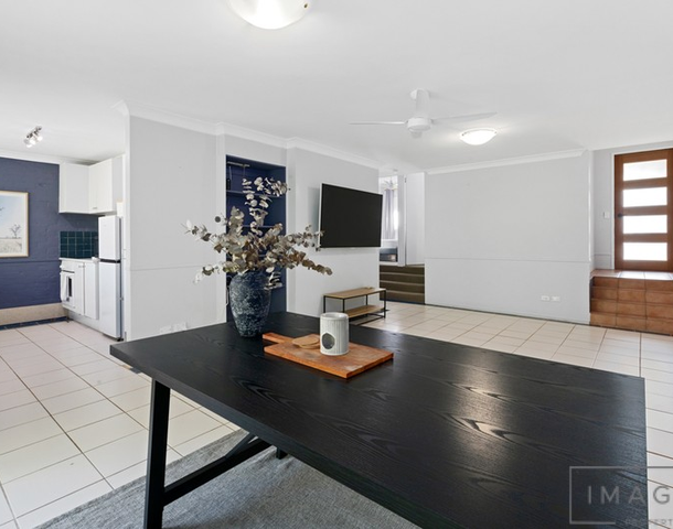 10/5 Balfour Crescent, Highland Park QLD 4211