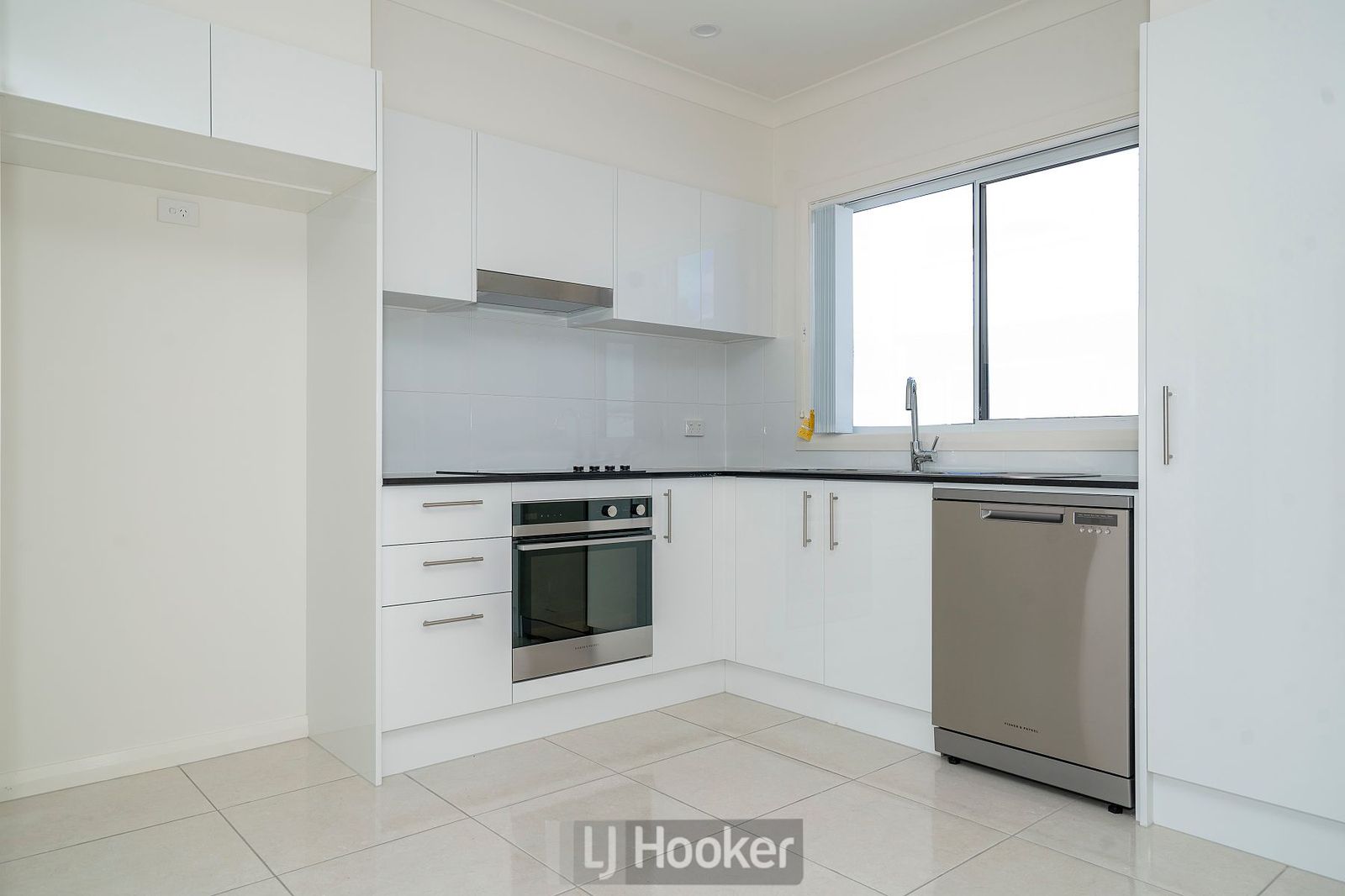 4/212 Warners Bay Road, Mount Hutton NSW 2290 Apartment For Rent Domain