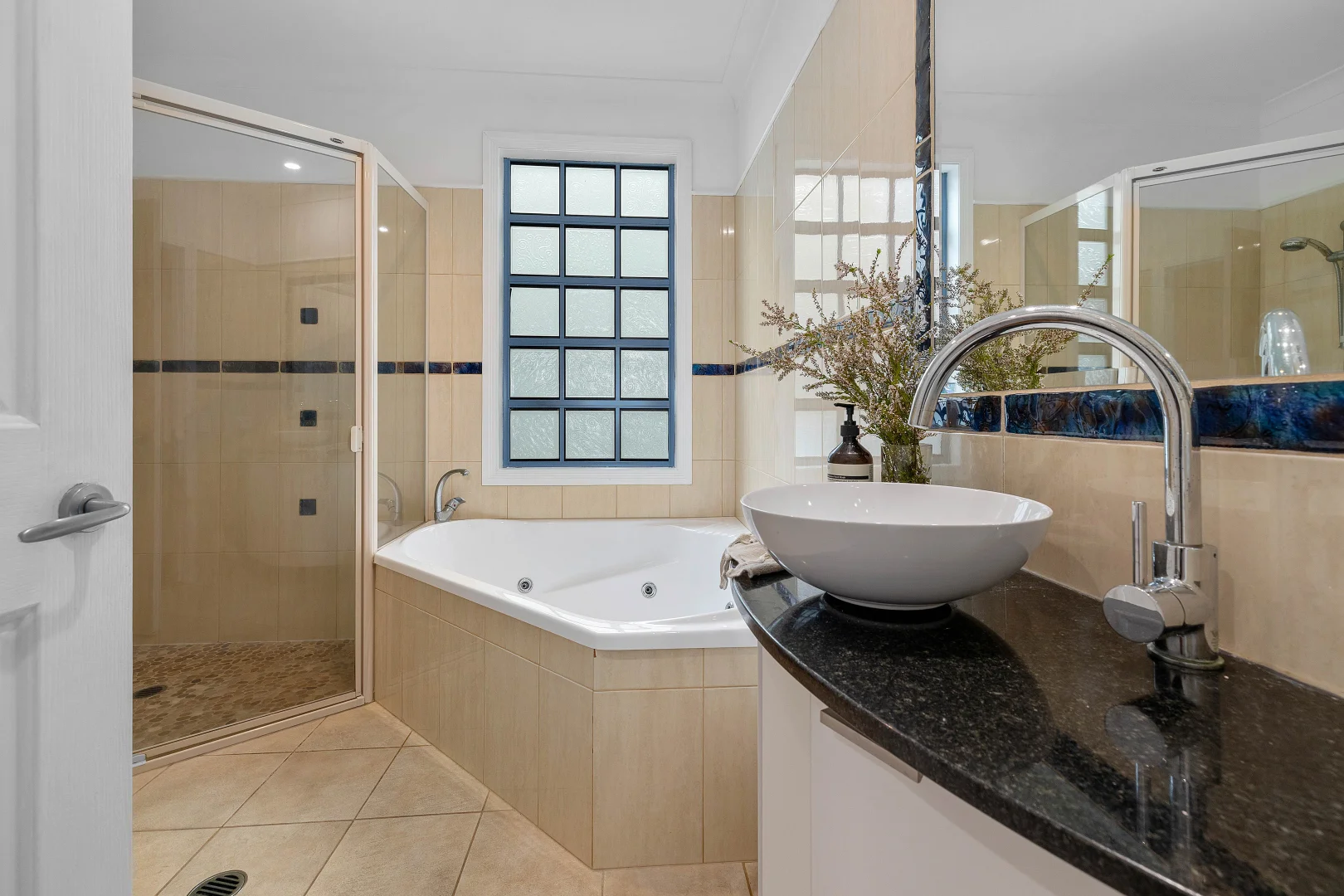 Additional image 10 of 2/17 Twenty Seventh Avenue, Palm Beach QLD 4221