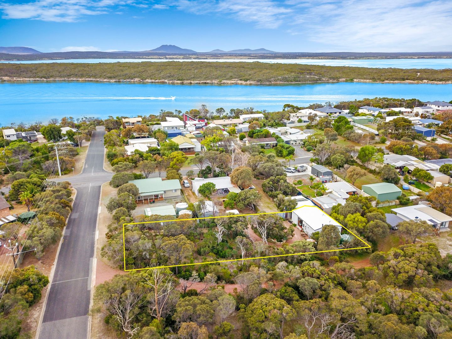 15 Morgan Road, Coffin Bay SA 5607, Image 2