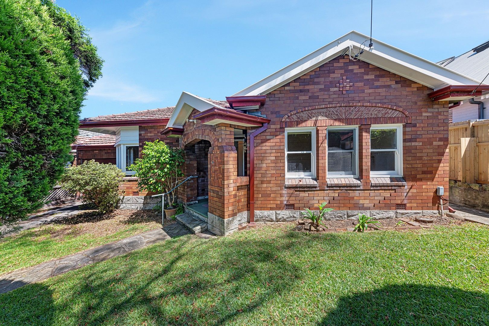 36 Strathallen Avenue, Northbridge NSW 2063, Image 0