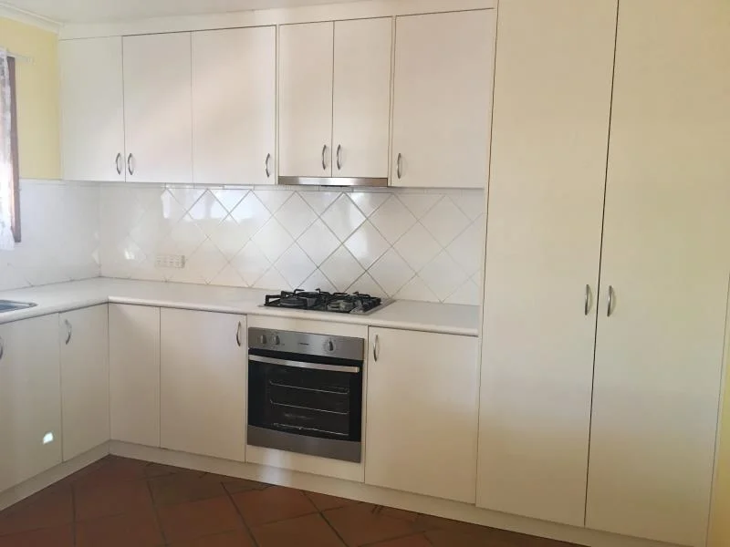 Additional image 6 of 16 Kennebery Crescent, Roxby Downs SA 5725