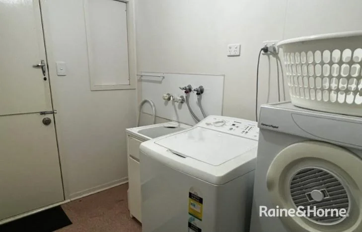 Additional image 9 of 32 Singleton Street, Dysart QLD 4745