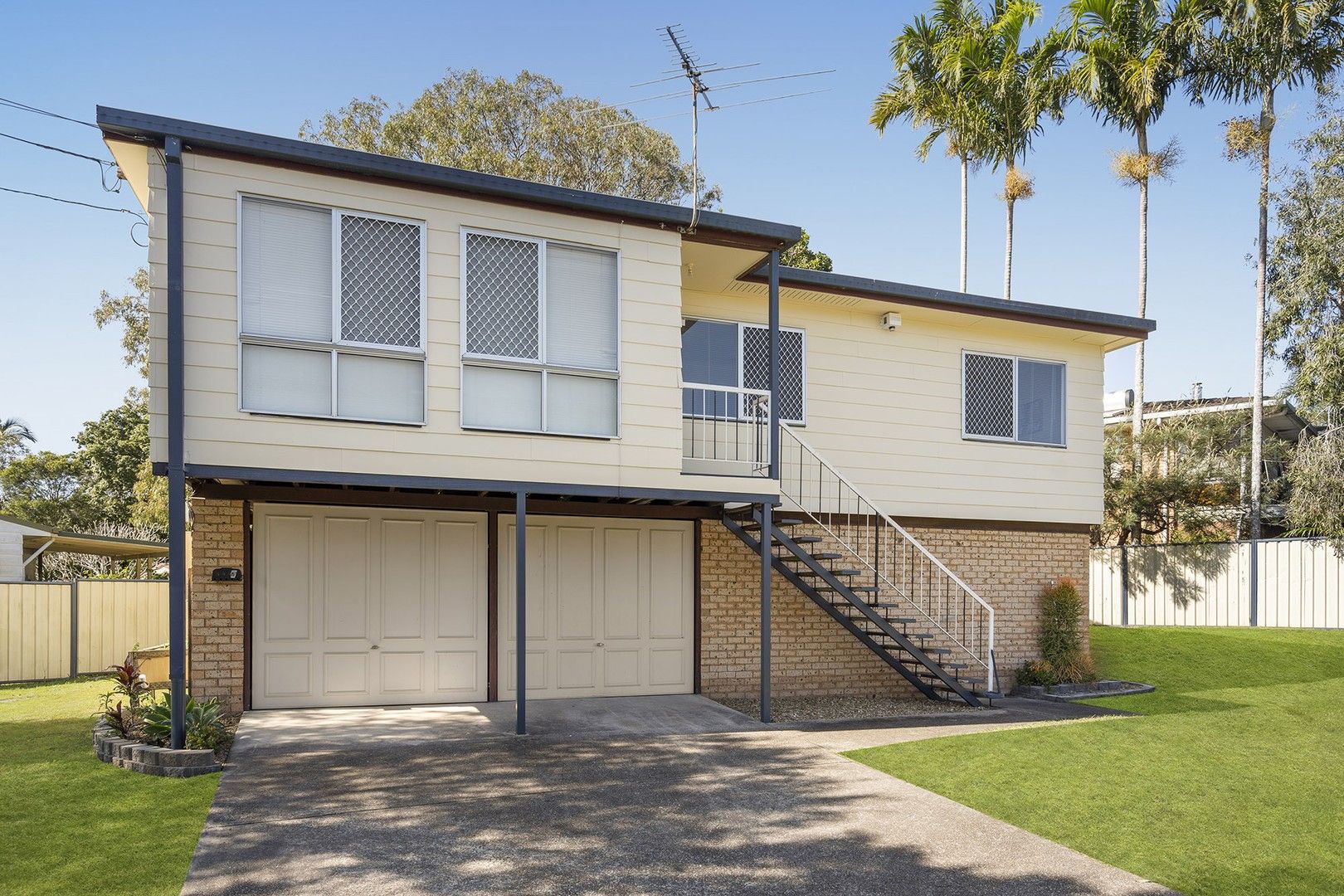 3 bedrooms House in 41 Lake Road SLACKS CREEK QLD, 4127