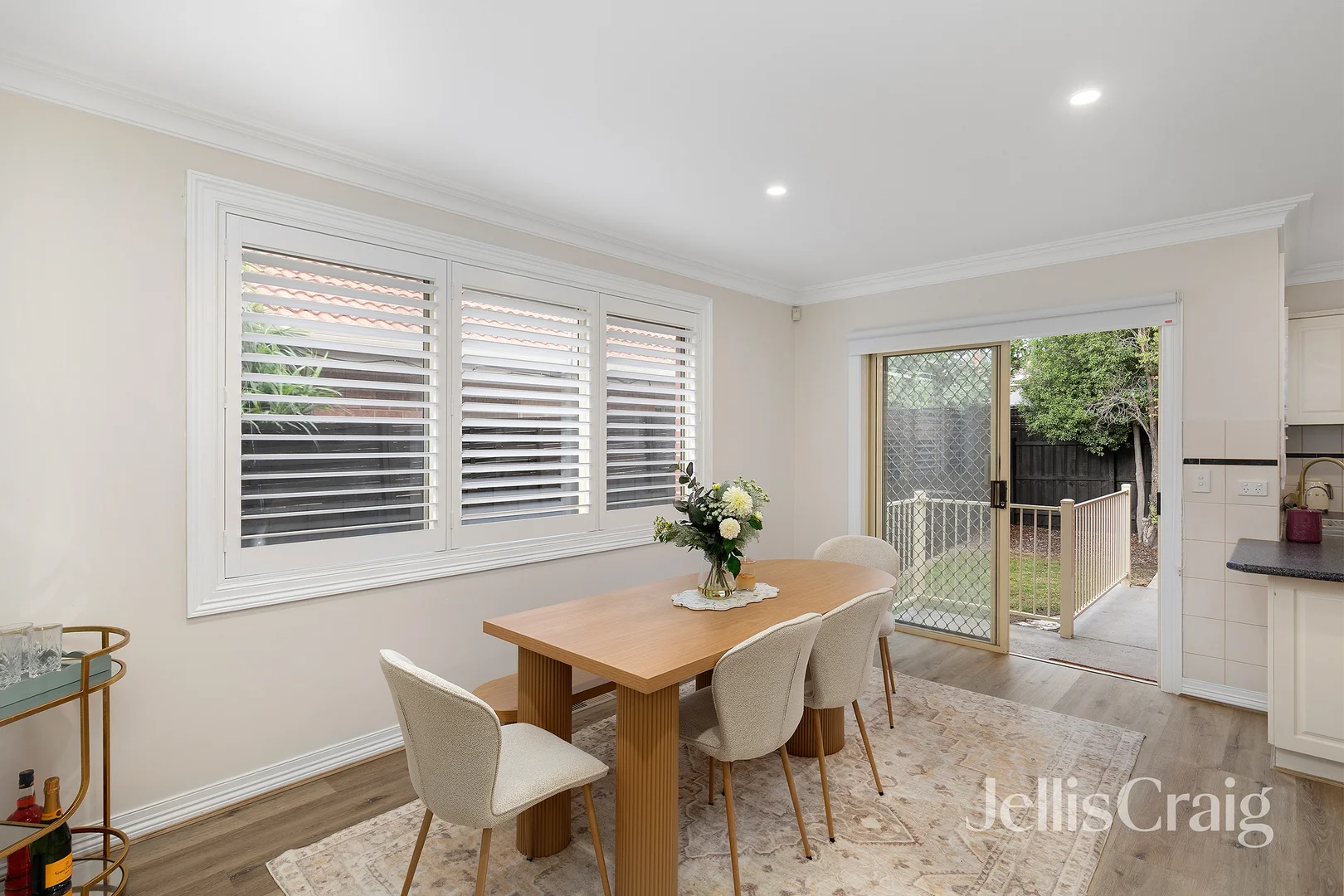 Additional image 3 of 2/219 Waterdale Road, Ivanhoe VIC 3079