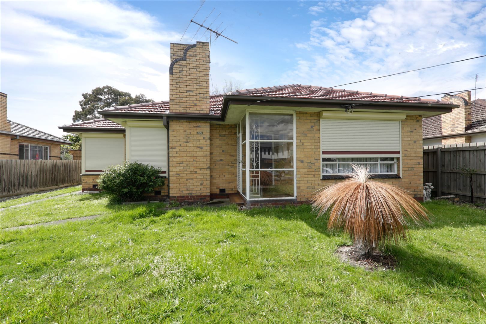 3 bedrooms House in 921 Centre Road BENTLEIGH EAST VIC, 3165