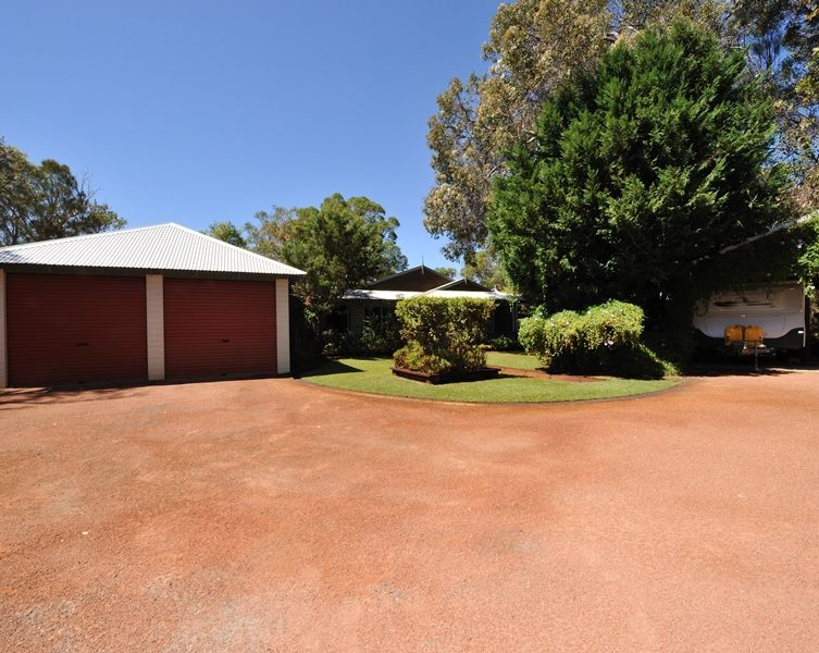 28 Woodview Way, Barragup WA 6209, Image 1