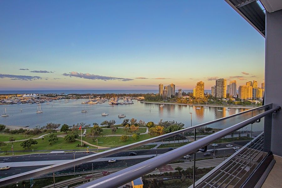 2 bedrooms Apartment / Unit / Flat in 1504 2 Como Crescent SOUTHPORT QLD, 4215