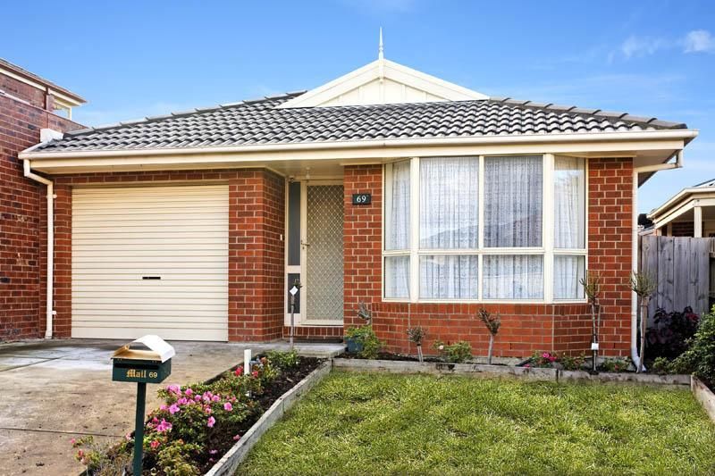69 Bluebell Crescent, GOWANBRAE VIC 3043, Image 0