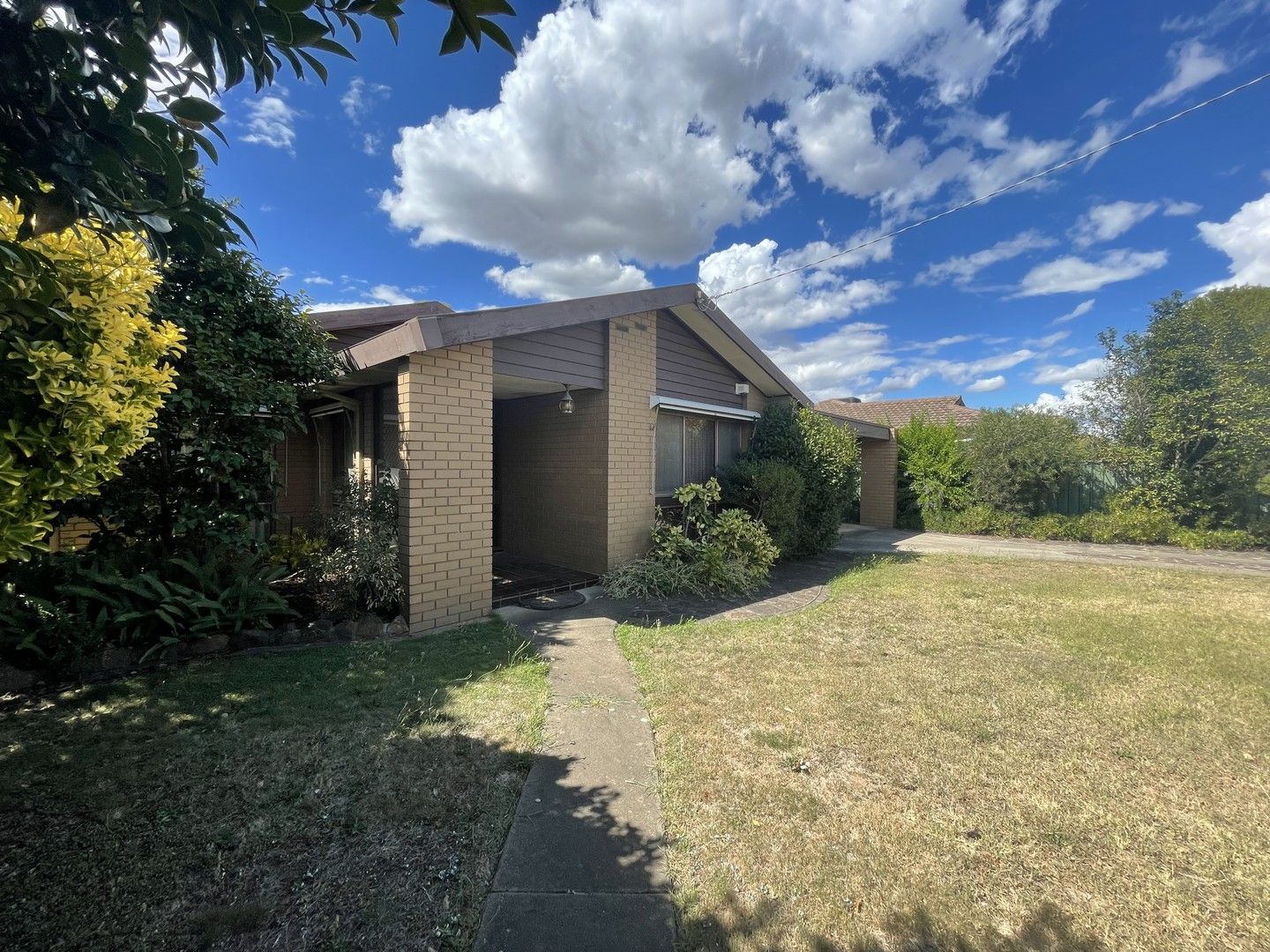 3 bedrooms House in 32 Monds Avenue BENALLA VIC, 3672