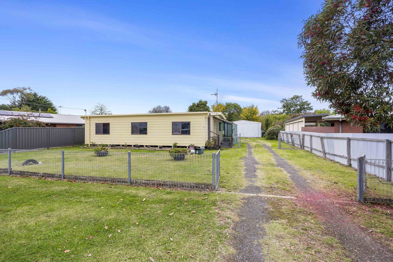 4 Hedrick Street, Buninyong VIC 3357 Domain