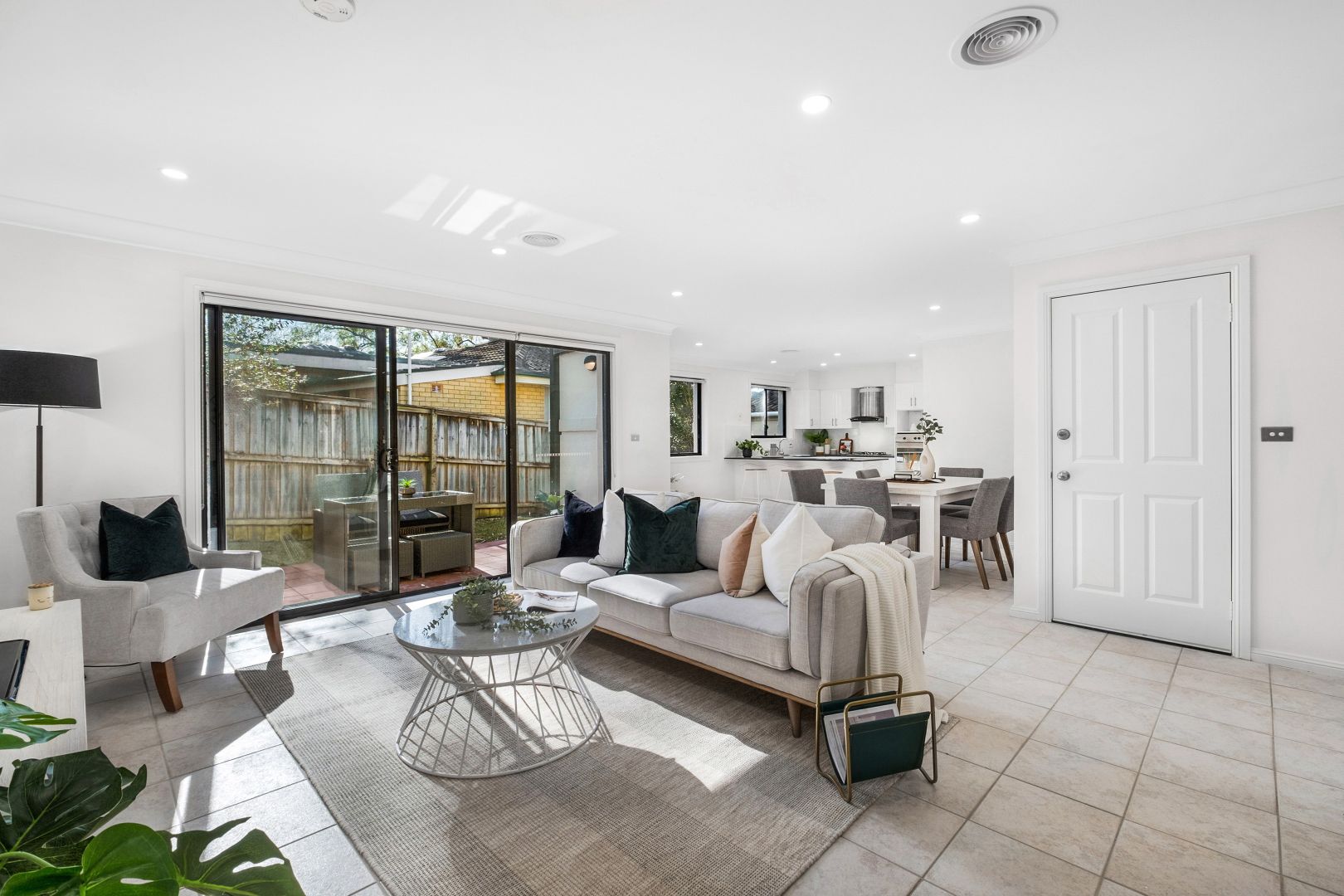 2/11 Maismonde Place, Carlingford NSW 2118, Image 1