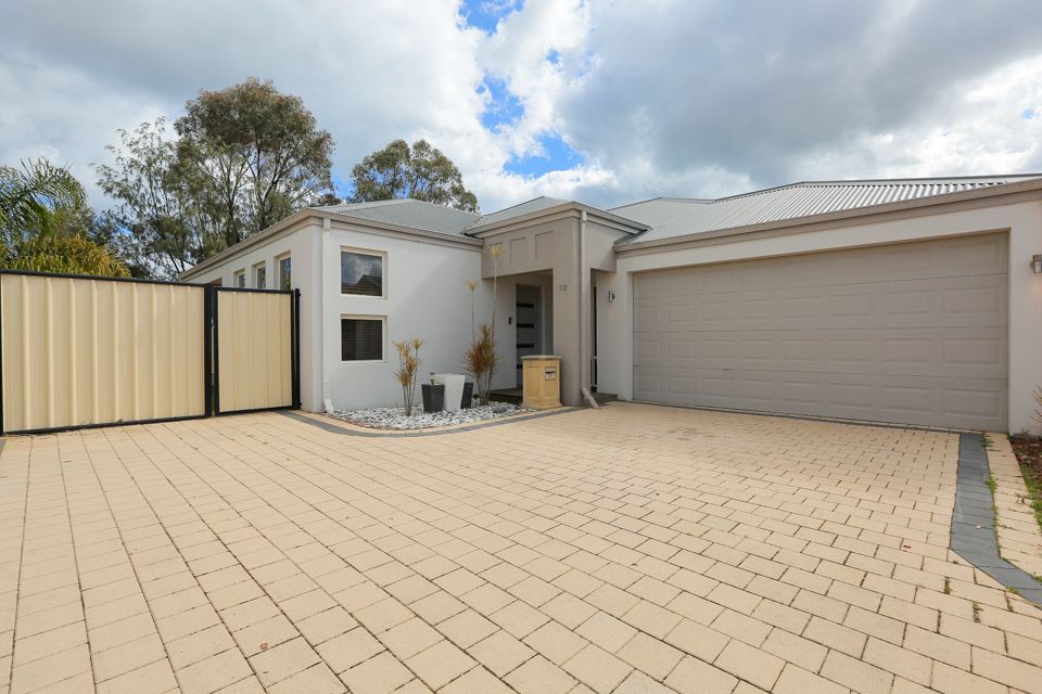 39 Oakpark Green, Clarkson WA 6030, Image 0