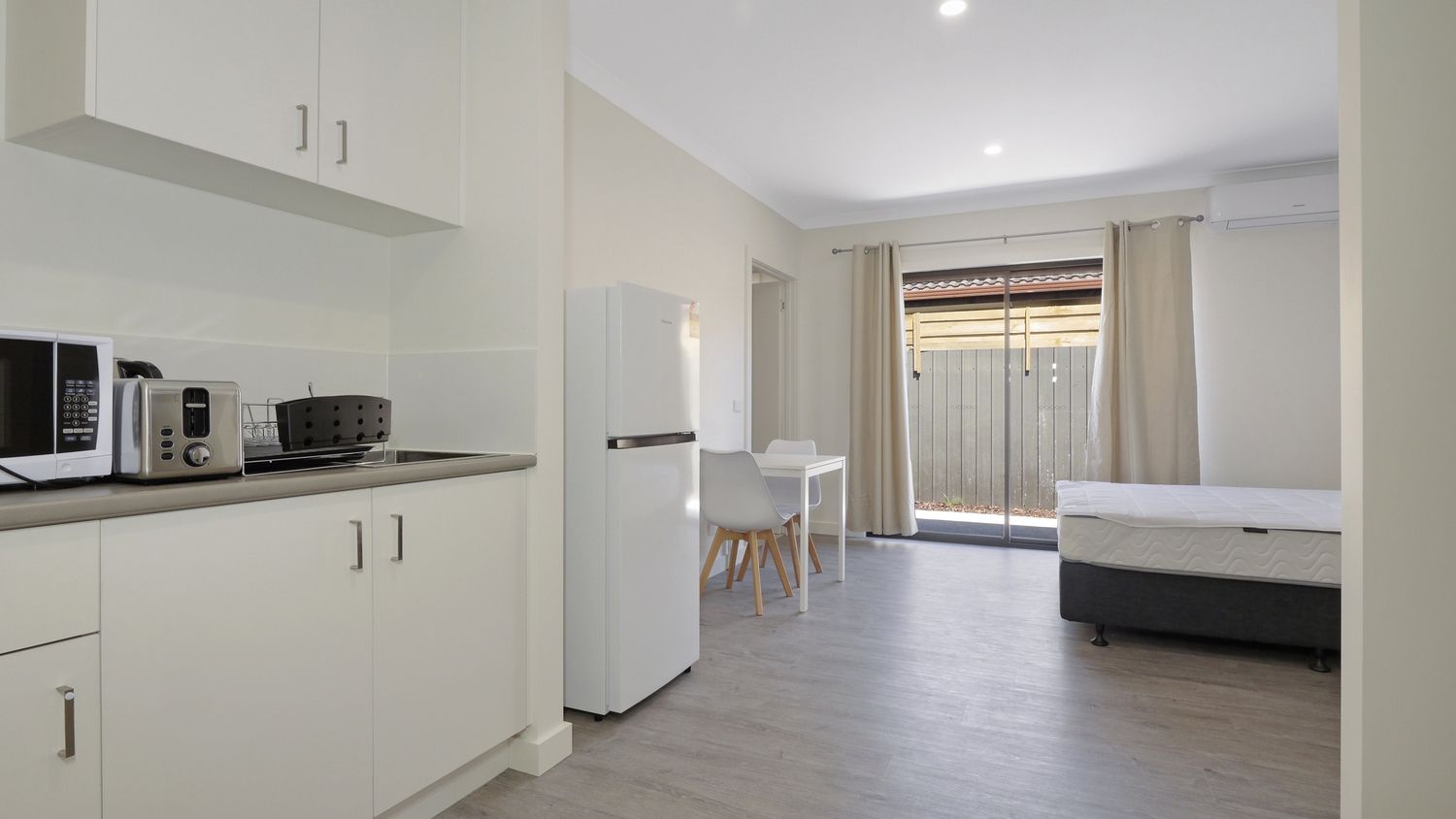 Studio in 1-9/25 Runge Street, SHEPPARTON VIC, 3630