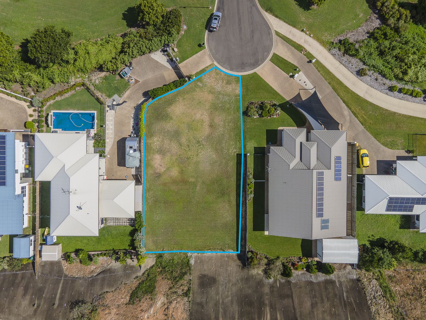 11 Blackbean Court, Mount Louisa QLD 4814, Image 1