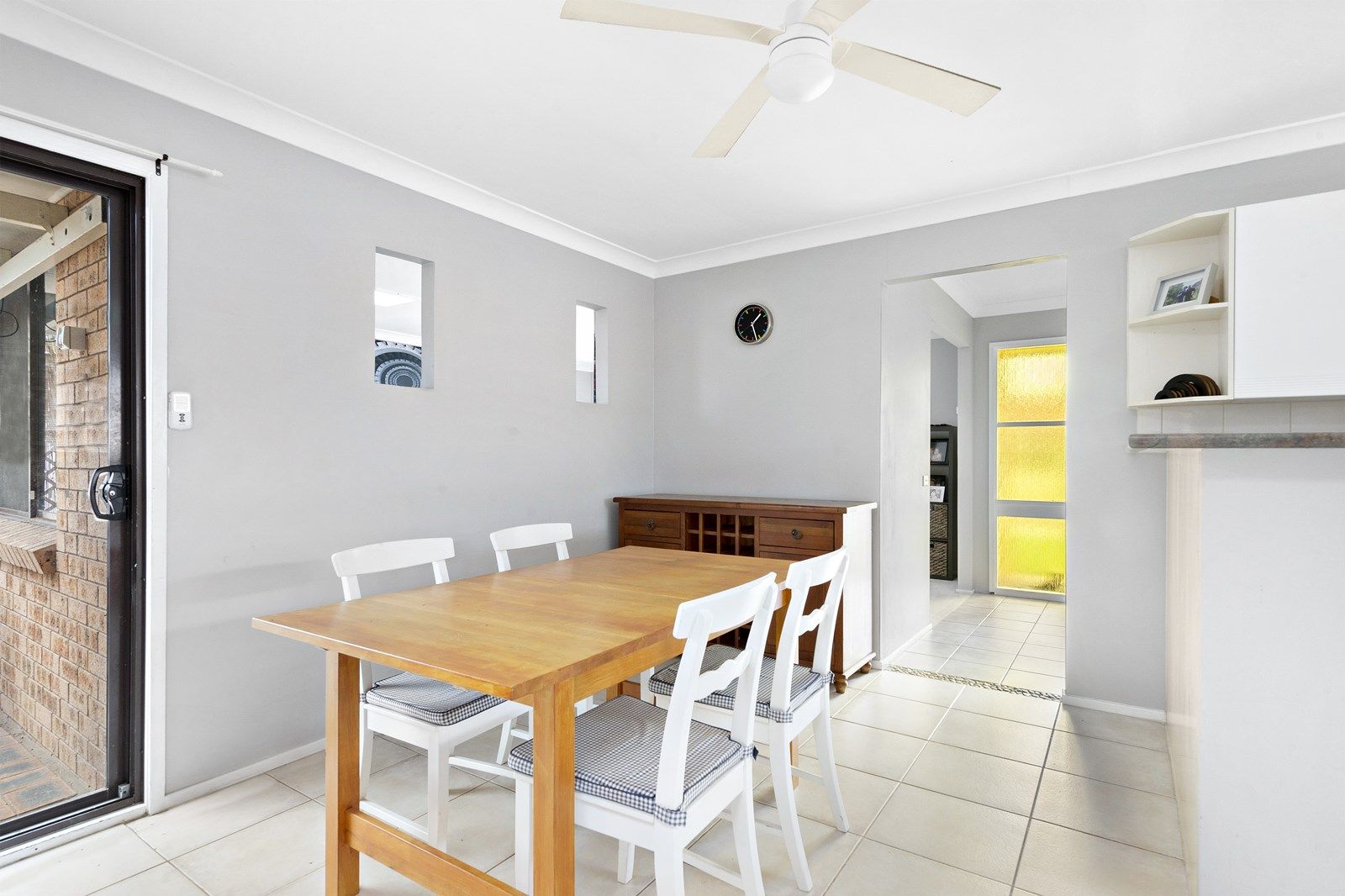 18 Suncrest Parade, Gorokan NSW 2263, Image 2