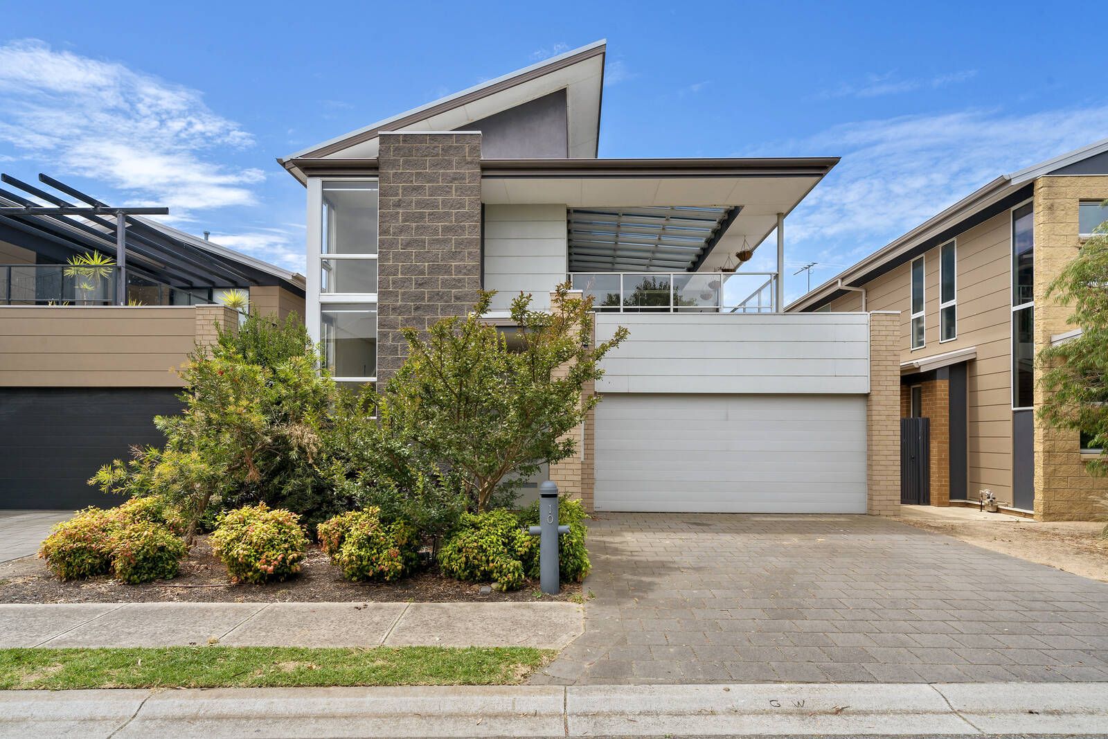 10 Crampton Square, Bonbeach VIC 3196, Image 0