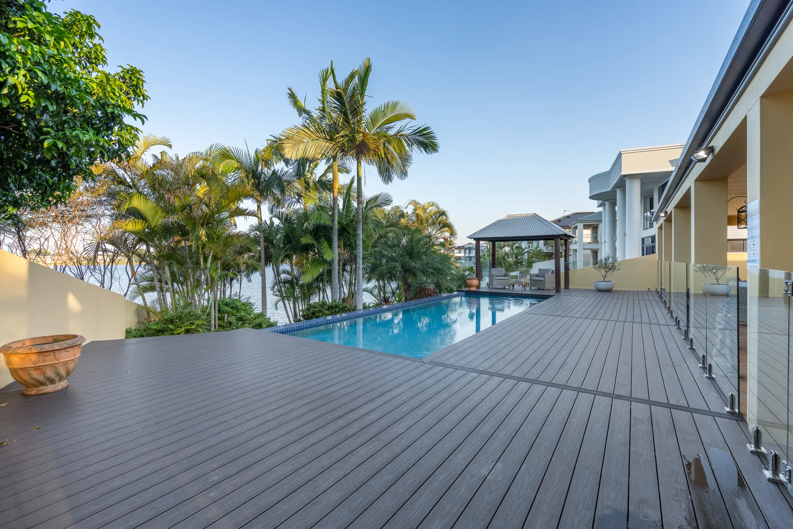 Additional image 16 of 72 Sir Bruce Small Boulevard, Benowa Waters QLD 4217