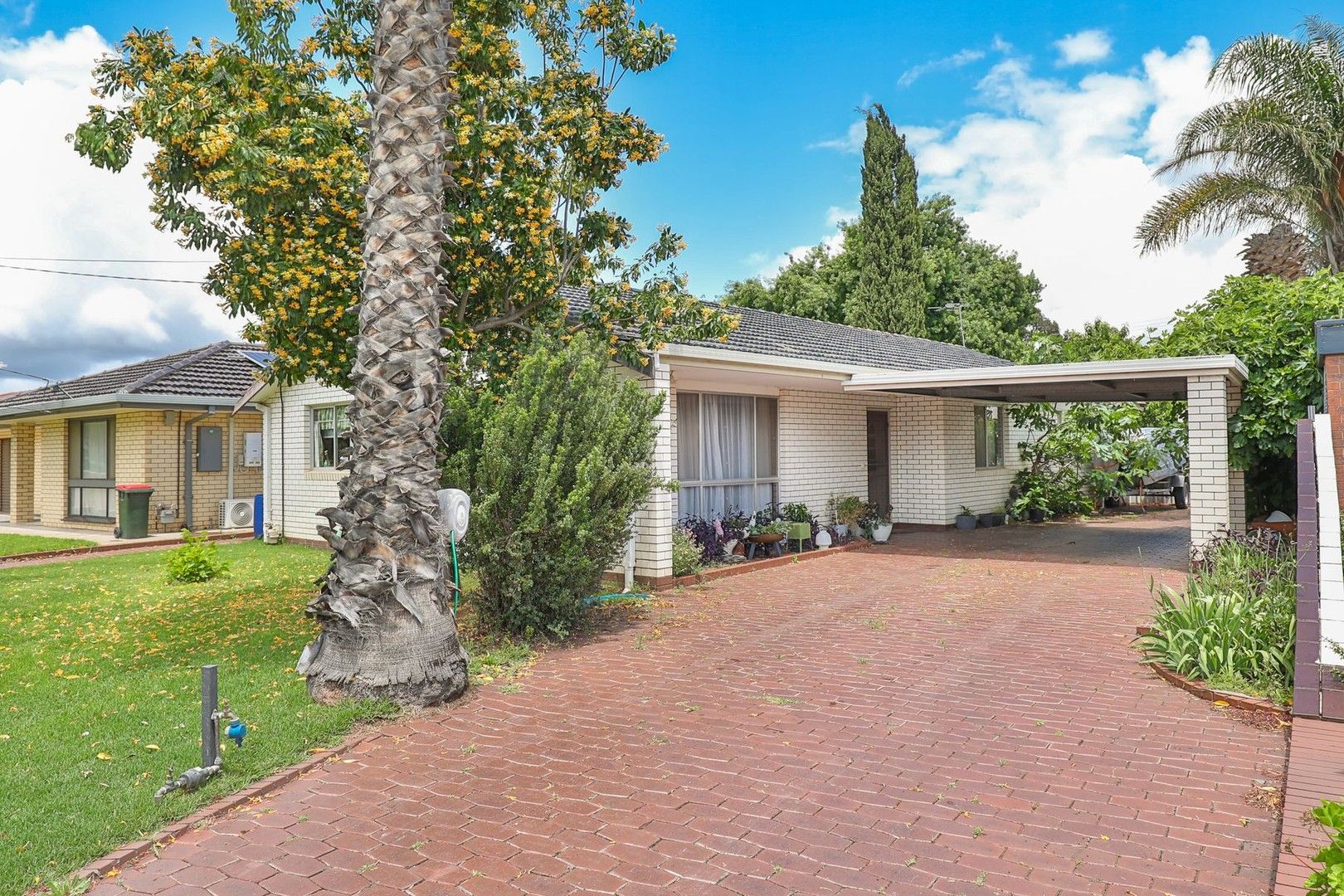 3 bedrooms House in 9 Euneva Drive MILDURA VIC, 3500