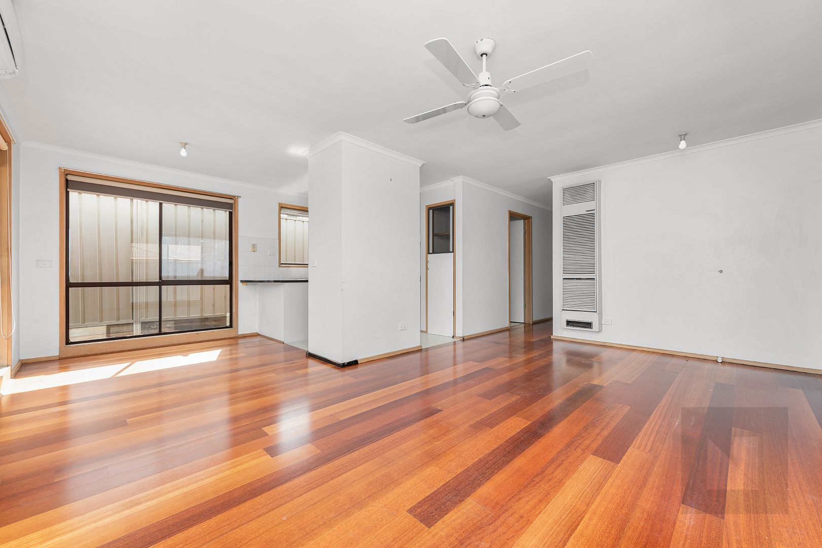 8 Mulwala Garden, St Albans VIC 3021 House For Rent Domain